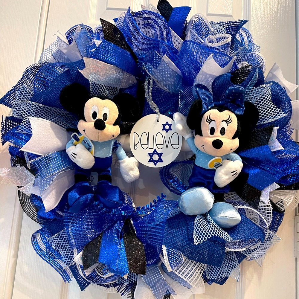 Disney Happy Hanukkah Wreath, Mickey Mouse Chanukah, Mickey and Minnie Decor